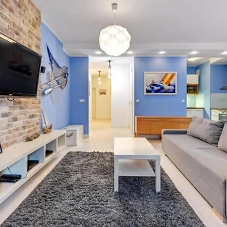 Comfortable And Bright- Golden Apartments- City Center&Sz7-1 * Danzig