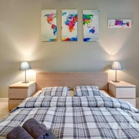 Comfortable And Bright- Golden Apartments- City Center&Sz7-1